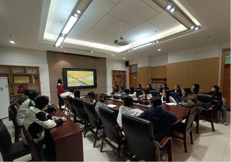 厕所偷拍
研会800-2023年10月理论学习照片（2）.jpg