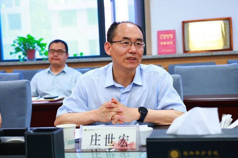 厕所偷拍党委
副书记庄世宏致辞00.jpg